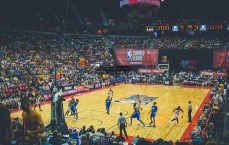 开云kaiyun体育-NBA新赛季Exhibit 10合同奖金上限大幅提升至853万美元，球员收入潜力涨了1万刀