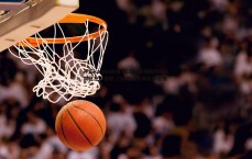 开云kaiyun体育-库马斯前场断球突入禁区左脚低射 门将神勇扑救化解危机